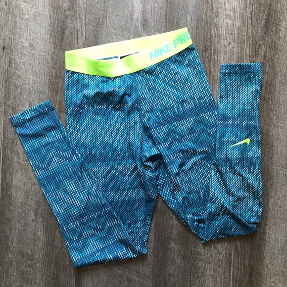 Nike Pants - Nike Pro Hyperwarm Nordic Tights Size Small